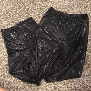 Black leather/spandex material leggings